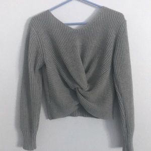 Long sleeve crop top